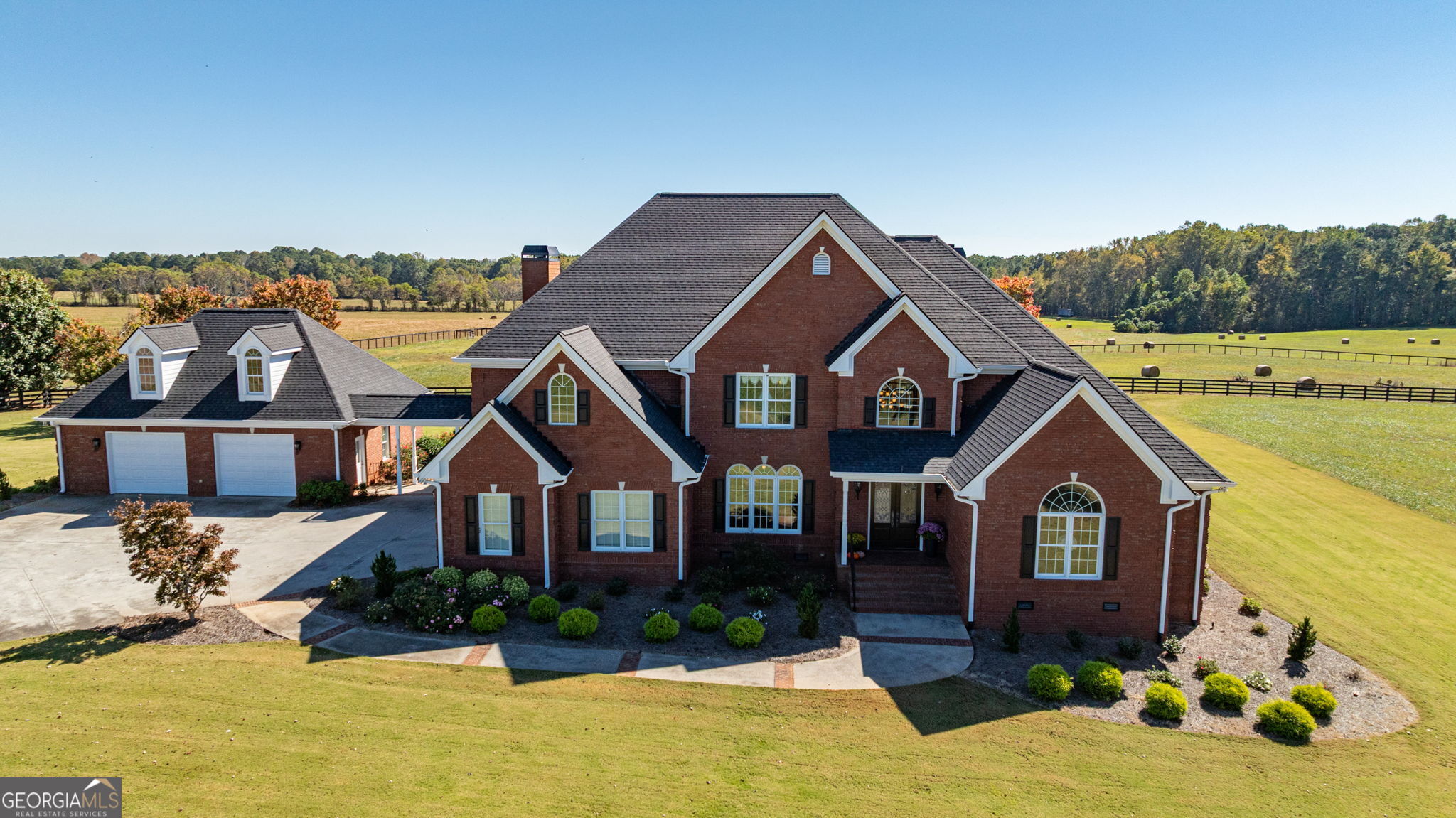 Stunning 33.47 Acre Equestrian Estate